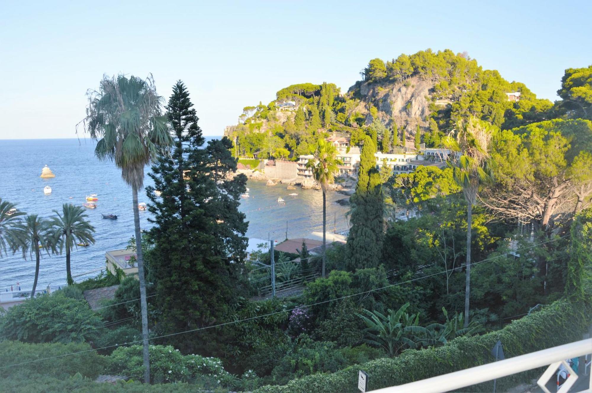 B&B A Due Passi Dal Mare Taormina Exteriör bild
