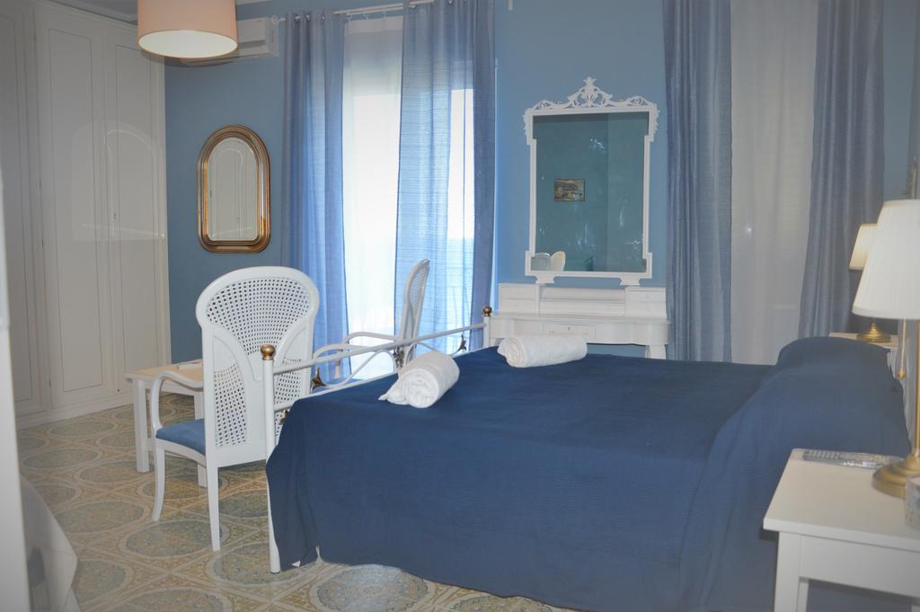 B&B A Due Passi Dal Mare Taormina Exteriör bild